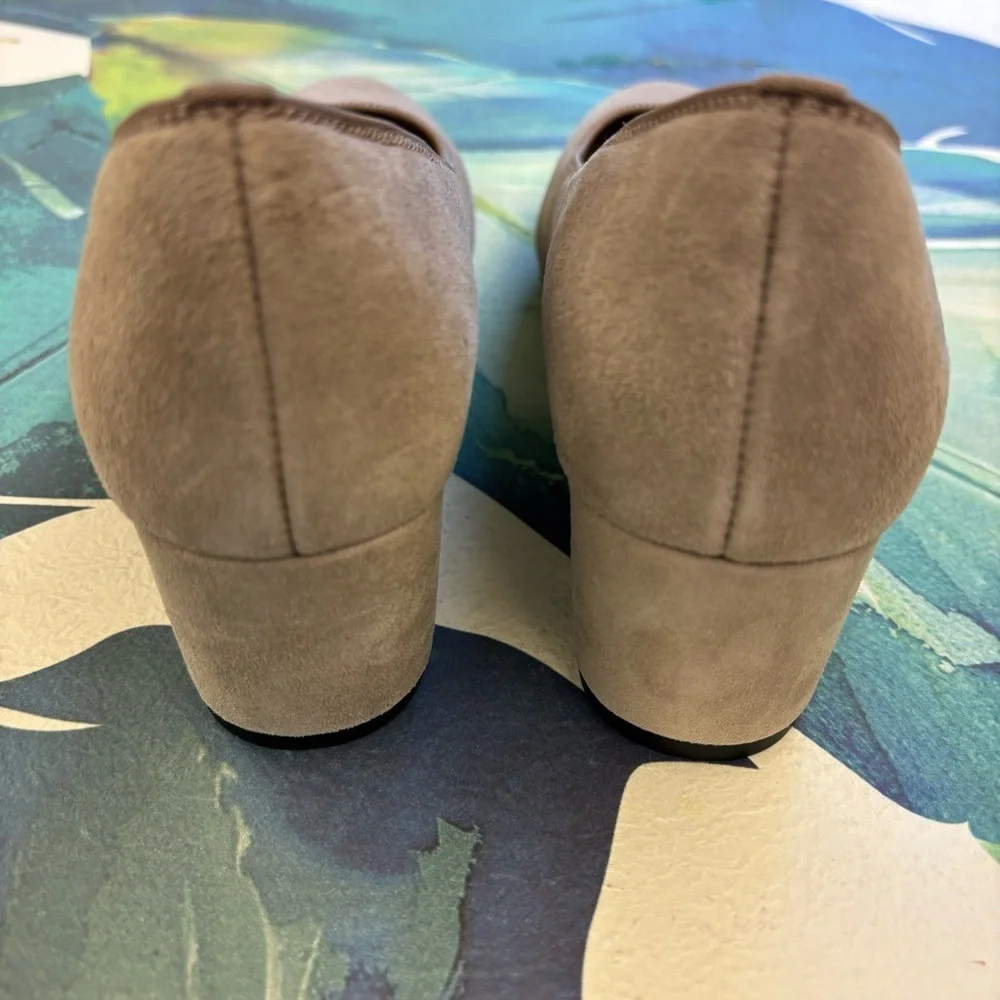 NEW ARA Kendall Suede Pump Tan Size 8 Heels Comfort Shoe